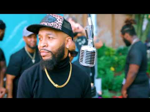 Big Steph - Trap Livin' Live Mic Performance