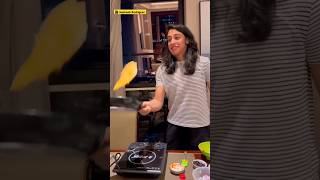 Download lagu Smriti Mandhana's impressive cooking skills 😂 #ytshorts mp3