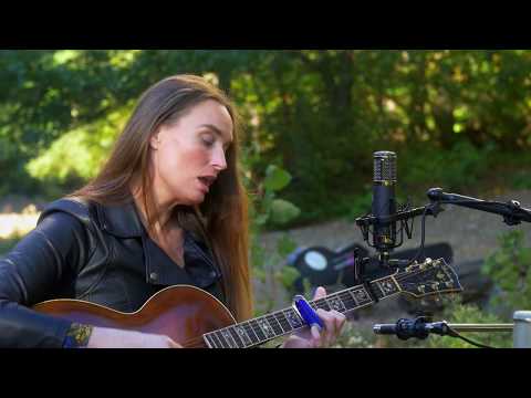 download lagu mp3 mp4 Kerri Powers, download lagu Kerri Powers gratis, unduh video klip Kerri Powers