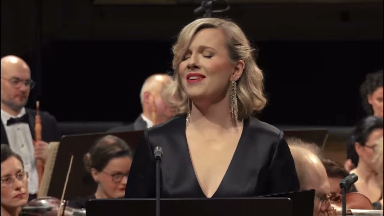 Dorota Szczepanska Video