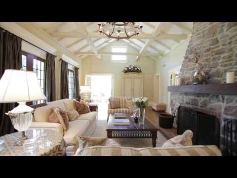 10 Fairfield Drive   King - Real Estate Video Tour