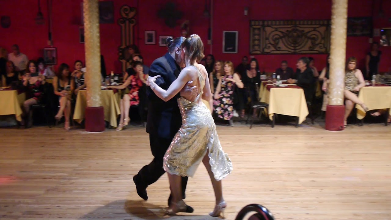 En la milonga Derecho Viejo en Gricel