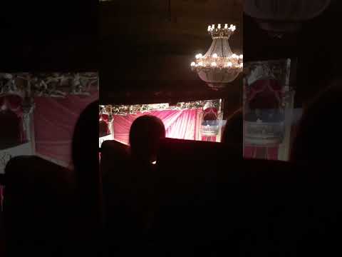 Das Phantom der Oper chandelier crash.