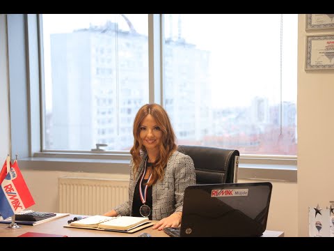 "Piyano Başında Gayrimenkul Sohbetleri"  REMAX Müjde Brokerı Ayça Aral ve Barış Kılıçarslan