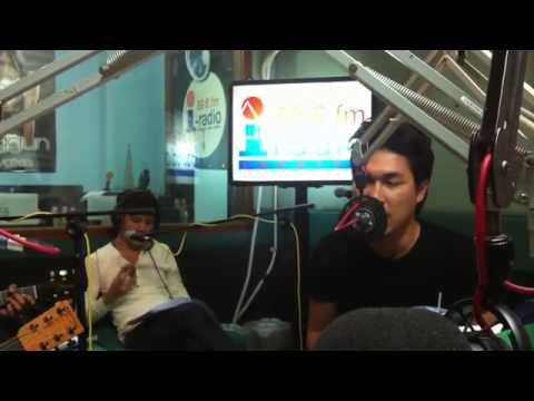 Armada hargai aku live akustik