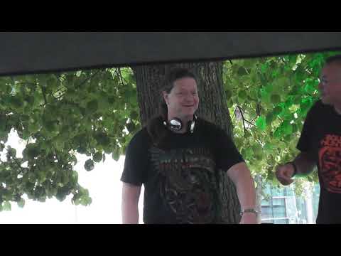 DJ Yanny B2B DJ Brooklyn Bounce Part 1 Outside World EXPO Gelände Hannover 20.06.2020