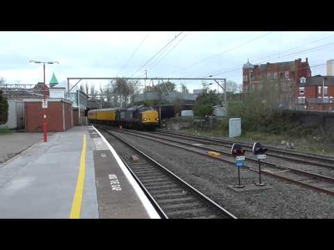 DRS Class 37 No's 37611 TnT 37612 on 1Q13 Crewe C.S - Northwich Jn @ Stockport on 17.4.14 - 1080HD