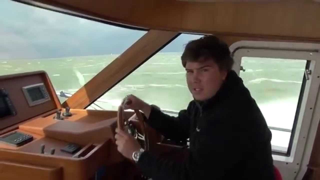 Contest 52MC Flybridge from Motor Boat & Yachting