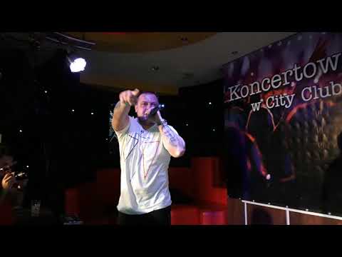 "TO TEN STAN KIEDY WSZYSCY KRZYCZĄ GRU! DZIĘKI WAM NA TYCH BITACH POLECĘ ZNÓW!"