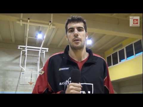 Los caístas preguntan a Albert Fontet