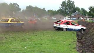 preview picture of video 'Autocross Surhuisterveen 2010'