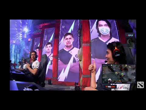 iceiceice thumbs up reaction when killed or tipped by tnc.  Animajor main event. funny moment