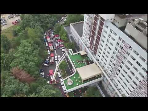 ISU Crișana: Imagini surprinse după incendiul de la Hotel Mureș din Băile Felix