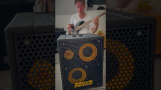 Video thumbnail for First notes on the Markbass MB58R CMD 102 Pure #shorts by Bass Bonedo