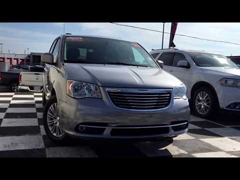 2016 Chrysler Town & Country Touring-L Van