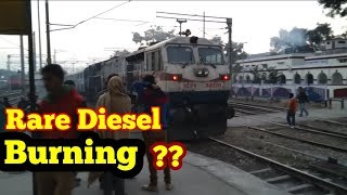 preview picture of video 'Saharanpur - Dehradun Passenger | Rare Diesel Burning At Platform | सहारनपुर - देहरादून पैसेंजर'
