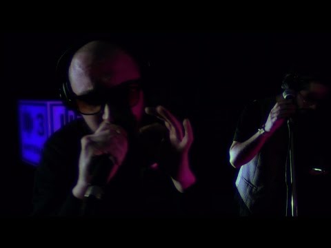 Conjunto Corona - Chino no Olho | Ao vivo na Antena 3 | Antena 3