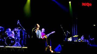 F. Guccini - Il pensionato (Milano 10-12-2010) + Lungo Intro HD