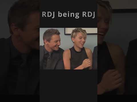 Avengers funny moments #chrisevans #robertdowneyjr #scarlettjohansson #chrishemsworth