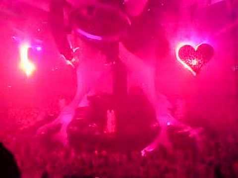 Sensation white O2 aréna 31.5.08 Czech Republic