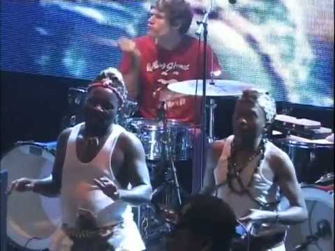 FMM Sines 2011 - Congotronics vs. Rockers