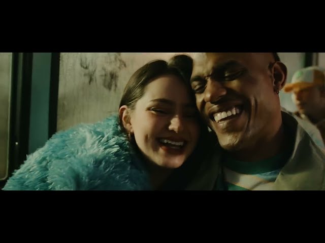 Whistle von Jax Jones & Calum Scott ((jetzt ansehen))