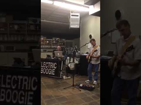 Promotional video thumbnail 2 for Electric Boogie