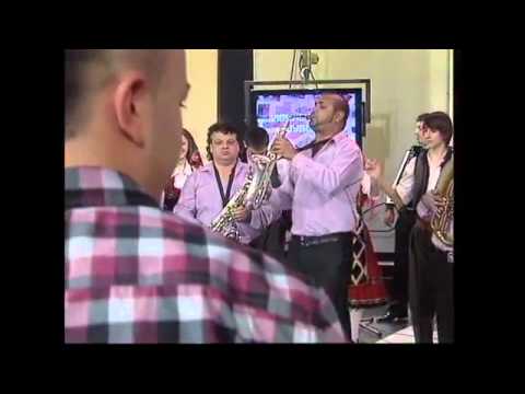 Vesela Druzina - Iselenicki Dzuboks (Pleh Orkestar)