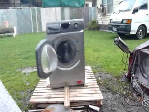 0 Self Destructing Washing Machine Epic Hotpoint Self Destructs