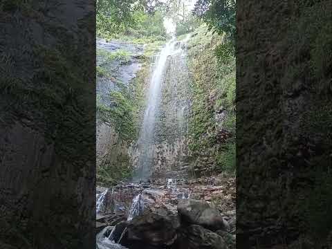 cachoeira em Claros dos poções mg linda