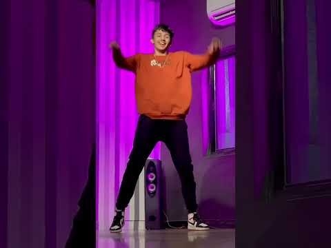 Poora London thumakda | #adityakhatri #trending #shorts #dance #trend @tmtstudioindia