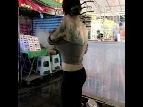 ผมอายุ 14 ปีมีหน้าอกขนาดเล็กทำ เต้านม eutiroks เพิ่มขึ้น
