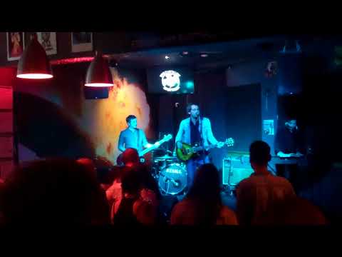 Gordon Holland - Live Forever [Oasis] - Live at Whole Lotta Love, Brunswick East