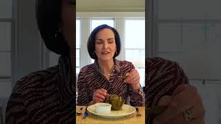 What’s the RIGHT way to eat an artichoke? Here’s what the etiquette says. #howtoeat #etiquette