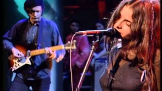 Video thumbnail of "Mazzy Star - Fade Into You (LIVE)"