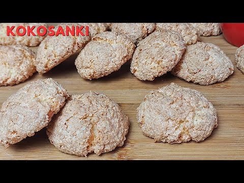The best homemade coconut cookies, crispy on the outside and soft on the inside. Delicious!