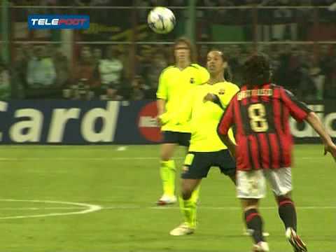 Ronaldinho vs Milan
