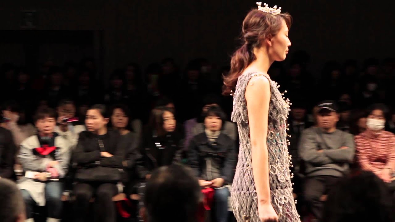 ESMOD TOKYO 卒業コレクション — Series