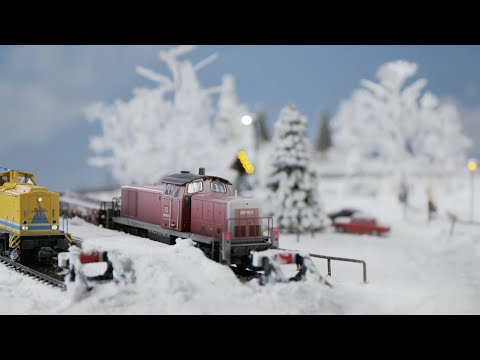 DIY Winter Wonderland: Building a Snowy Model Railway Landscape
