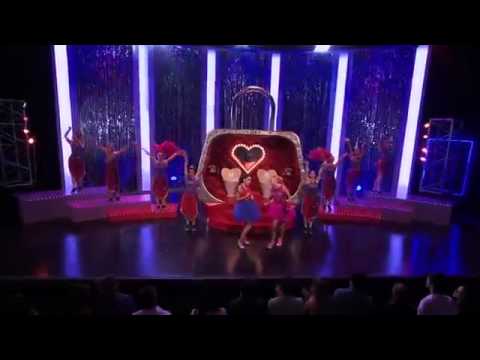 Violetta: Mechi & Alba - Peligrosamente Bellas