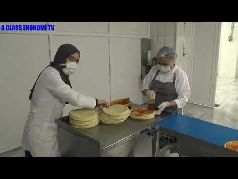 Pizza Üretim Fabrikası Çalışanlarından Görüntüler - Mess Gıda