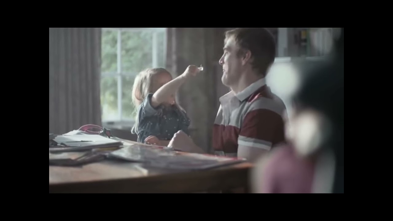 Example of Pathos example extra gum comercial