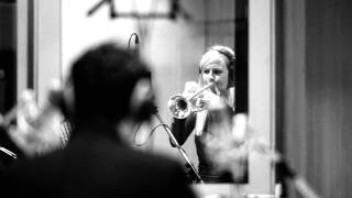 Alison Balsom feat. Milos: Piazzolla's Café 1930 (Paris)