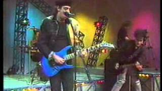 Soda Stereo - Estoy Azulado | Noticiero 24 Horas del Sábado, DF, México (Nov. 1987)