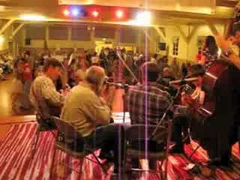 STRIPED PIG STRINGBAND Squaredance