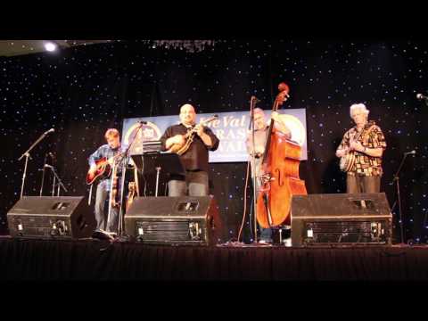 Frank Solivan & Dirty Kitchen- Dark Hollow at Joe Val 2017