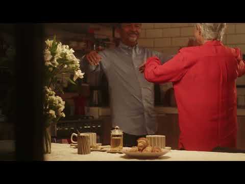 Luz Pinos - Café con Miel (Video Oficial)