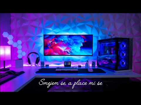 Smejem se, a place mi se 