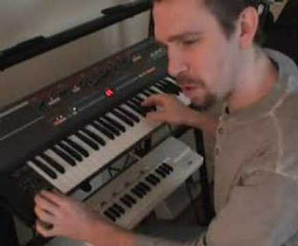 Roland Juno-106 synth - unison mode