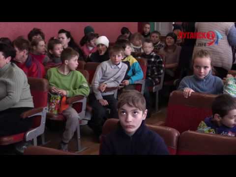 Министр МГБ ЛНР поздравил воспитанников школы-интерната с Днем Святого Николая